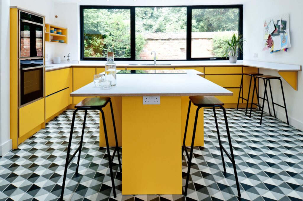 Modern yellow kitchen | retro kitchen design